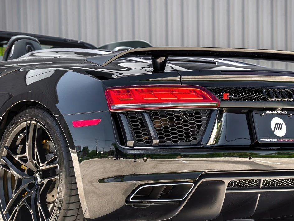2017 Audi 4S R8 - Image 3 of 11