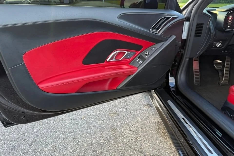 2017 Audi 4S R8 - Image 17 of 18