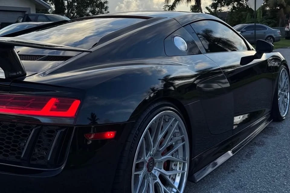 2017 Audi 4S R8 - Image 10 of 18