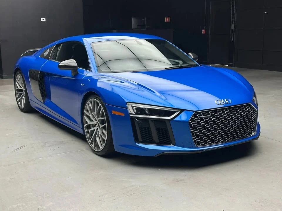 2017 Audi 4S R8 - Image 7 of 18