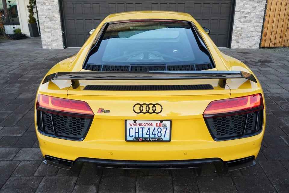 2017 Audi 4S R8 - Image 7 of 19