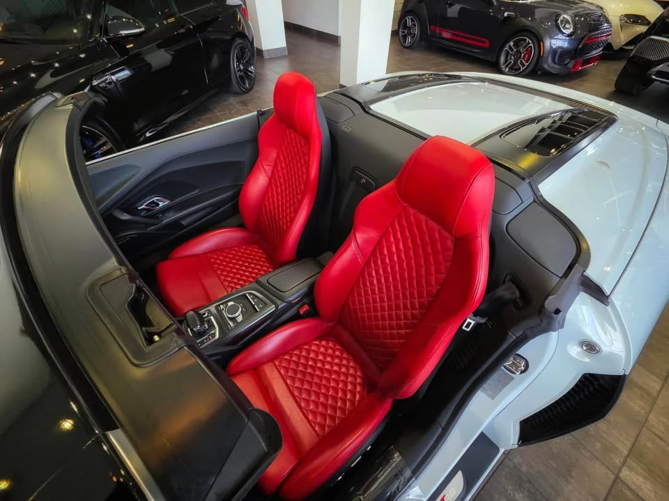 2017 Audi 4S R8 - Image 9 of 19