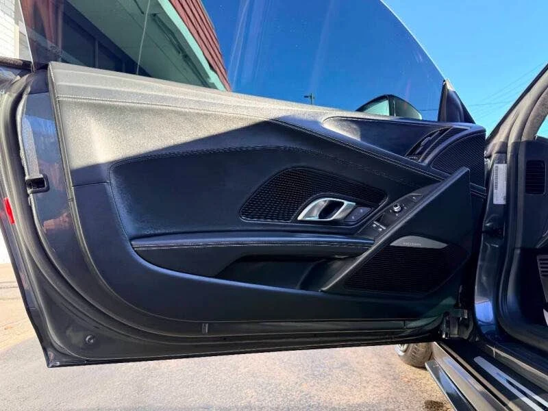 2017 Audi 4S R8 - Image 11 of 20