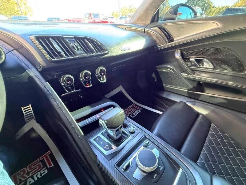 2017 Audi 4S R8 - Image 17 of 20