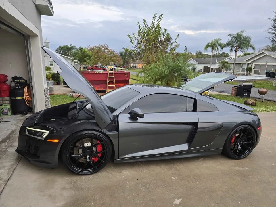 2017 Audi 4S R8 - Image 7 of 13