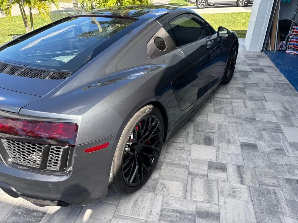 2017 Audi 4S R8 - Image 4 of 10