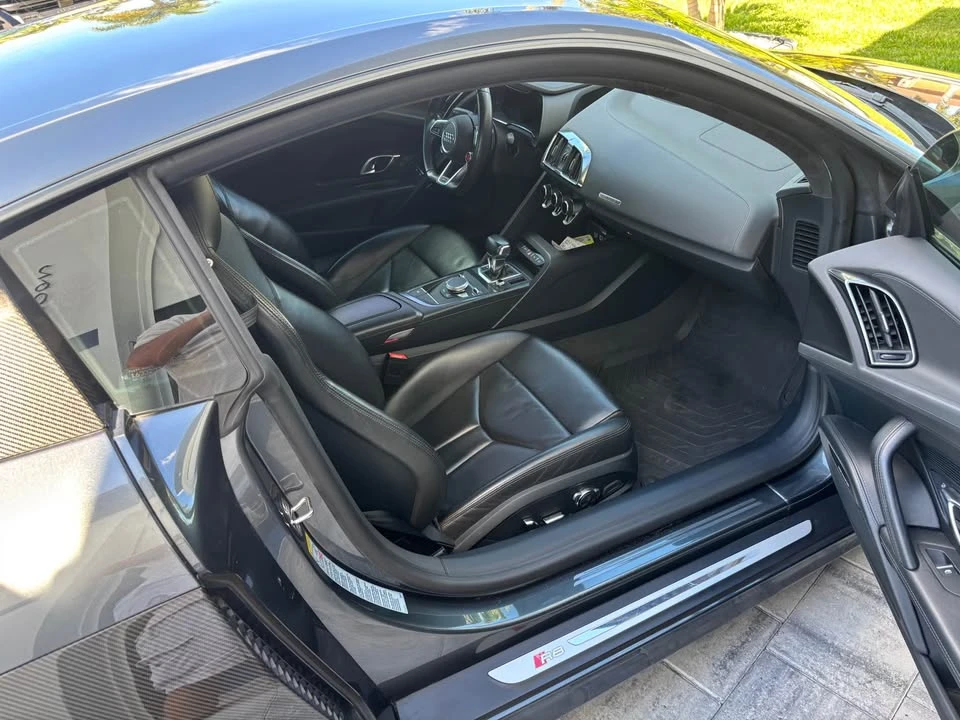 2017 Audi 4S R8 - Image 6 of 10