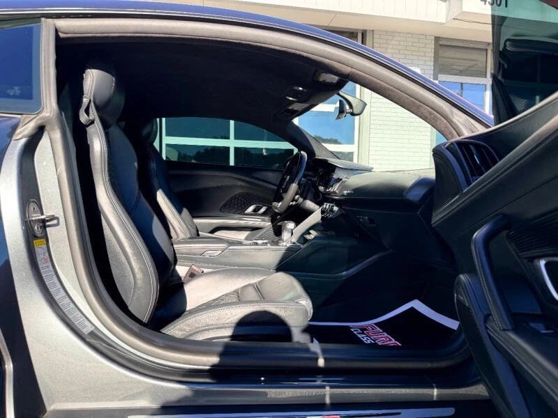2017 Audi 4S R8 - Image 17 of 20