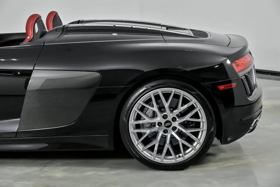 2017 Audi 4S R8 - Image 9 of 20