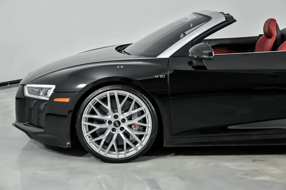 2017 Audi 4S R8 - Image 7 of 20