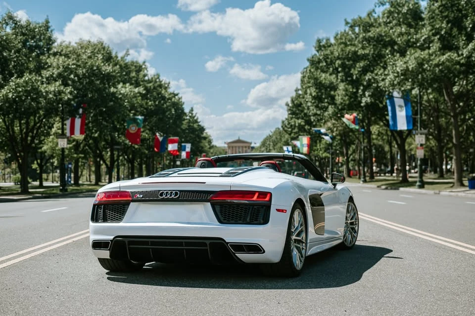 2017 Audi 4S R8 - Image 4 of 5