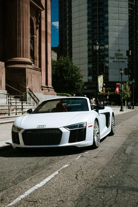 2017 Audi 4S R8 - Image 2 of 5