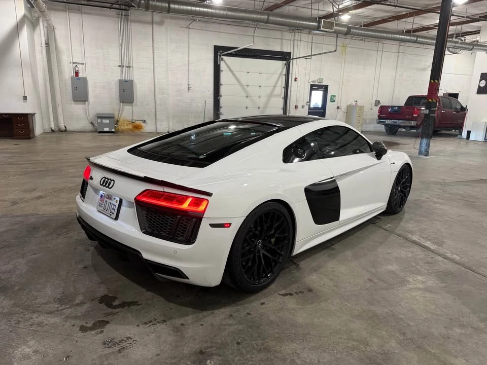 2017 Audi 4S R8 - Image 5 of 20