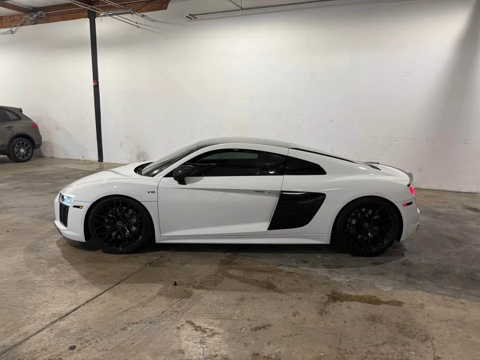 2017 Audi 4S R8 - Image 2 of 20