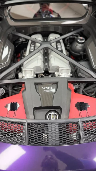 2017 Audi 4S R8 - Image 7 of 10