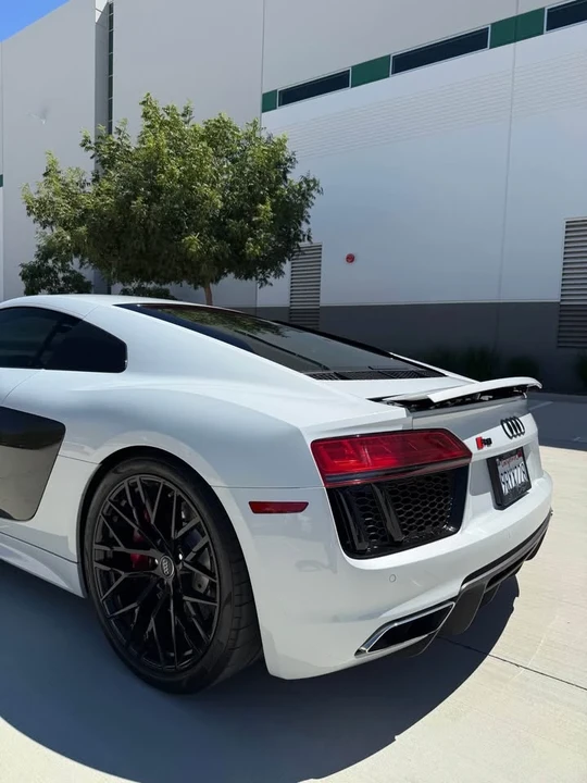 2017 Audi 4S R8 - Image 11 of 14
