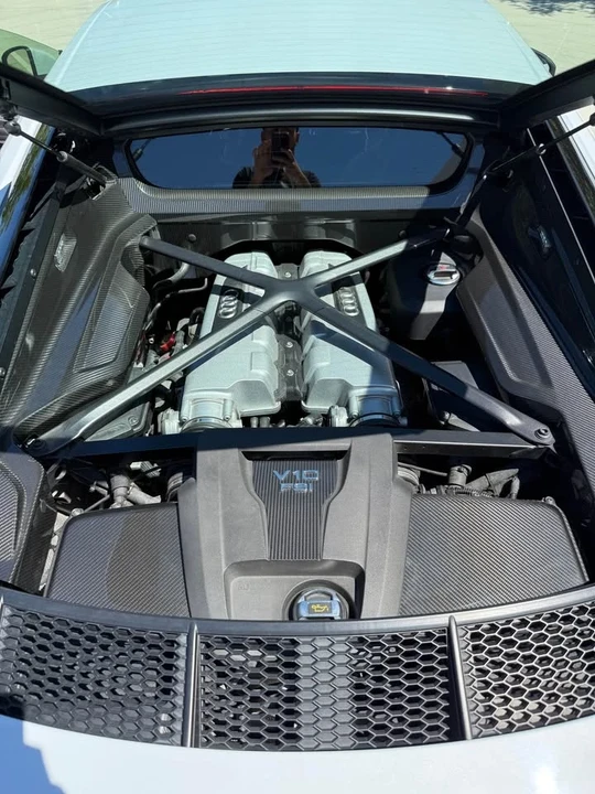 2017 Audi 4S R8 - Image 12 of 14
