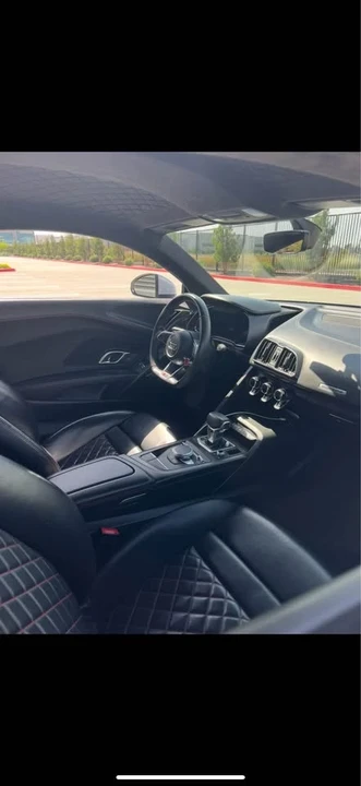 2017 Audi 4S R8 - Image 10 of 14