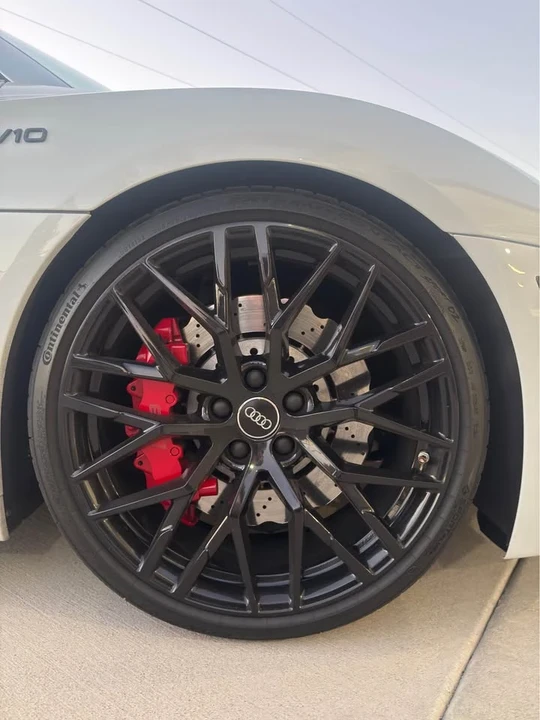 2017 Audi 4S R8 - Image 4 of 7