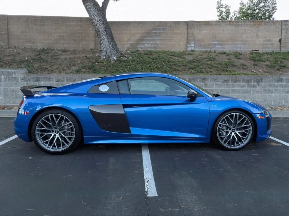 2017 Audi 4S R8 - Image 5 of 15