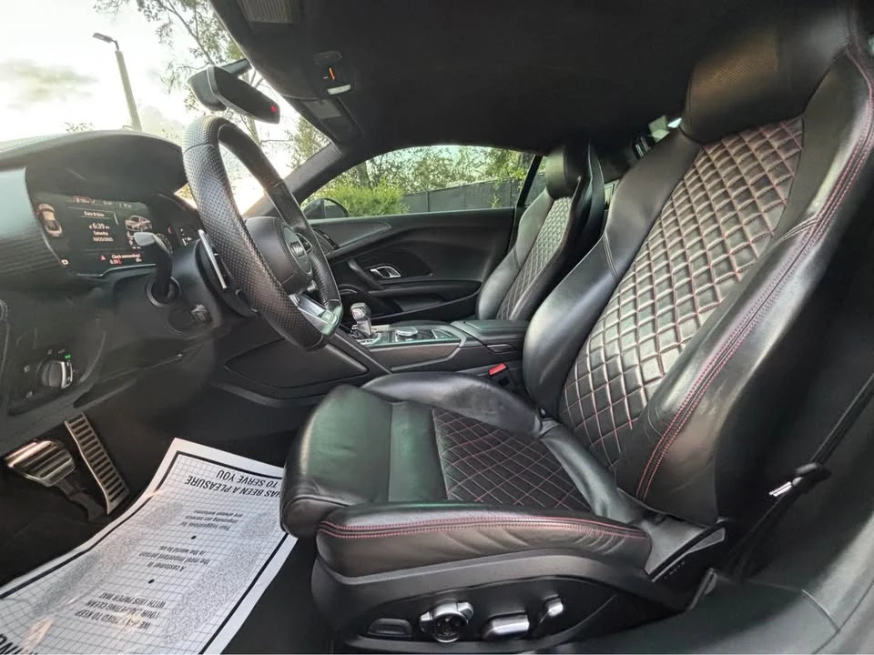 2017 Audi 4S R8 - Image 10 of 12