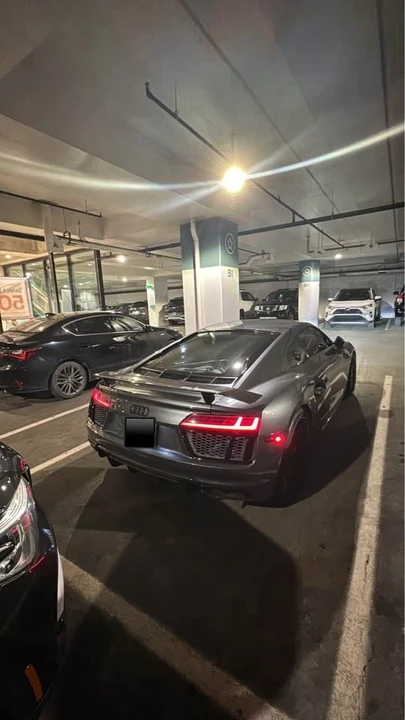 2017 Audi 4S R8 - Image 3 of 6