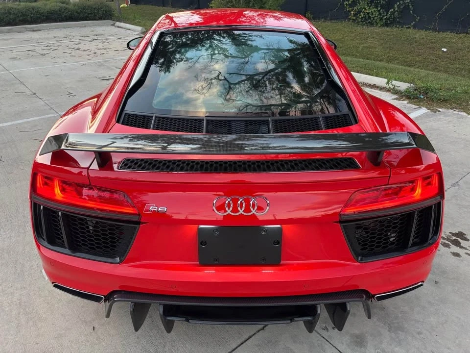 2017 Audi 4S R8 - Image 5 of 12