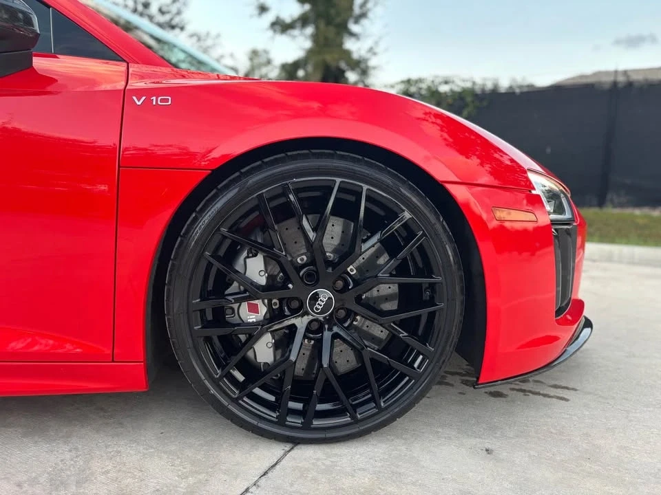2017 Audi 4S R8 - Image 8 of 12