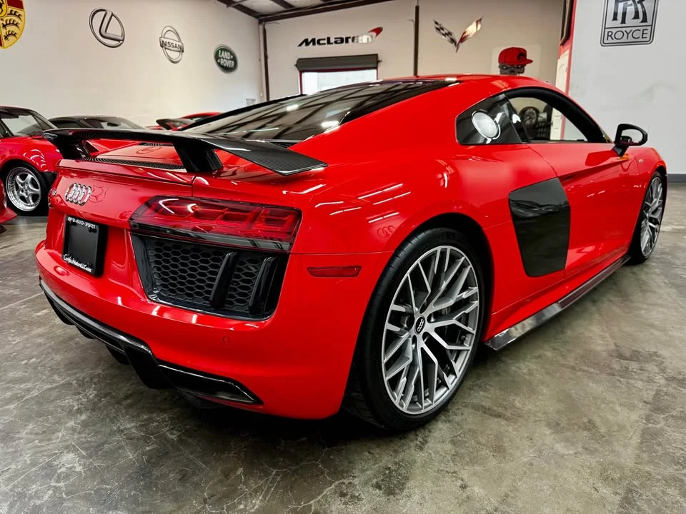 2017 Audi 4S R8 - Image 4 of 11