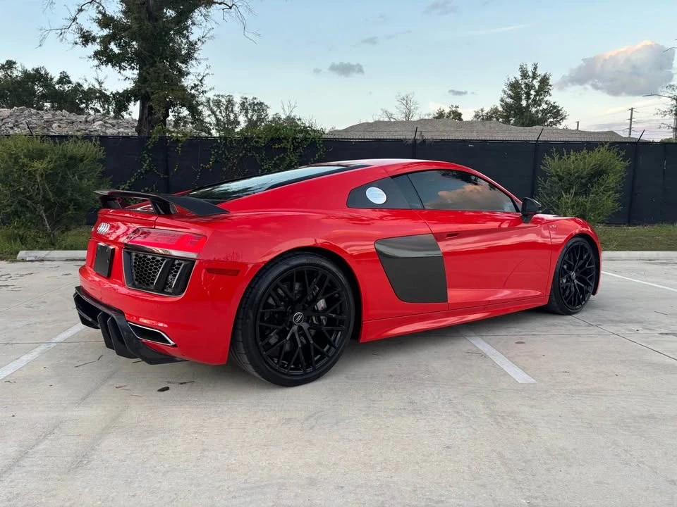 2017 Audi 4S R8 - Image 11 of 12