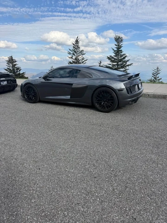 2017 Audi 4S R8 - Image 10 of 13