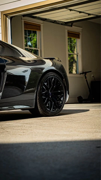 2017 Audi 4S R8 - Image 2 of 13