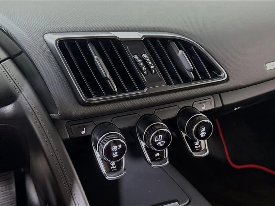 2017 Audi 4S R8 - Image 15 of 20