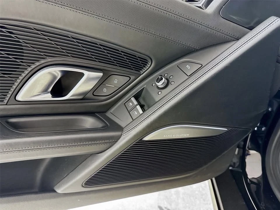 2017 Audi 4S R8 - Image 11 of 20