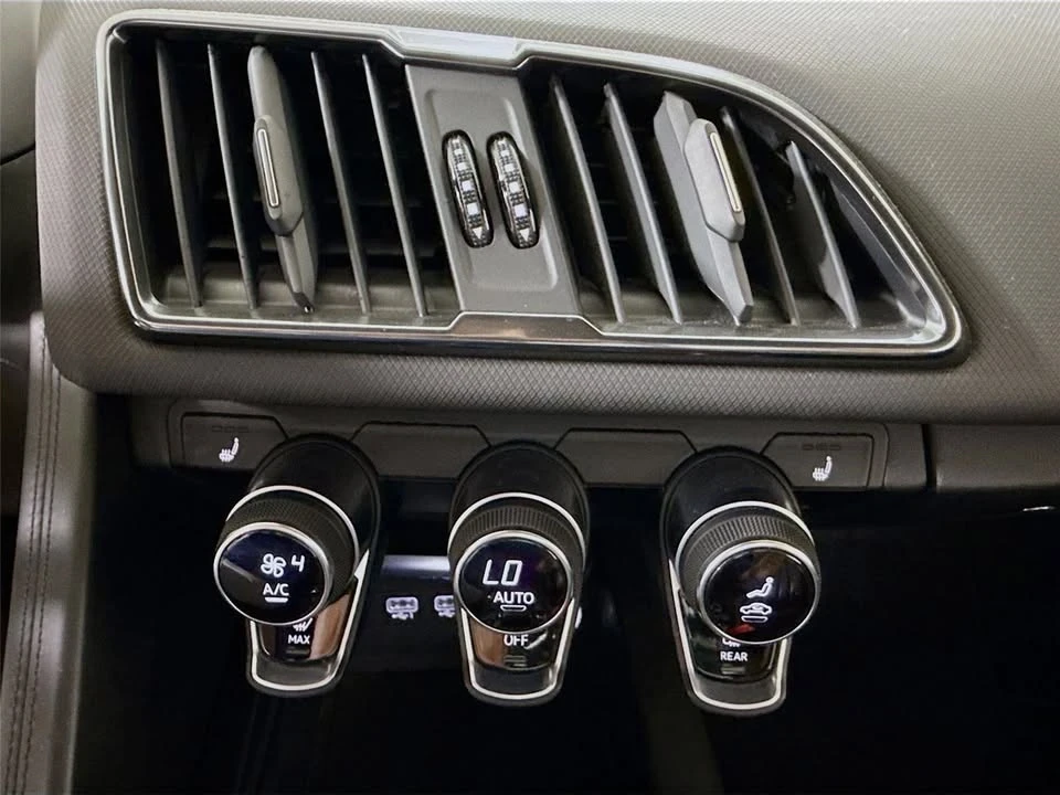 2017 Audi 4S R8 - Image 18 of 20