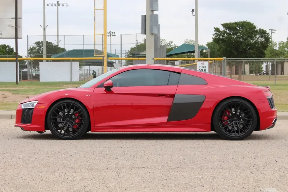 2017 Audi 4S R8 - Image 4 of 13