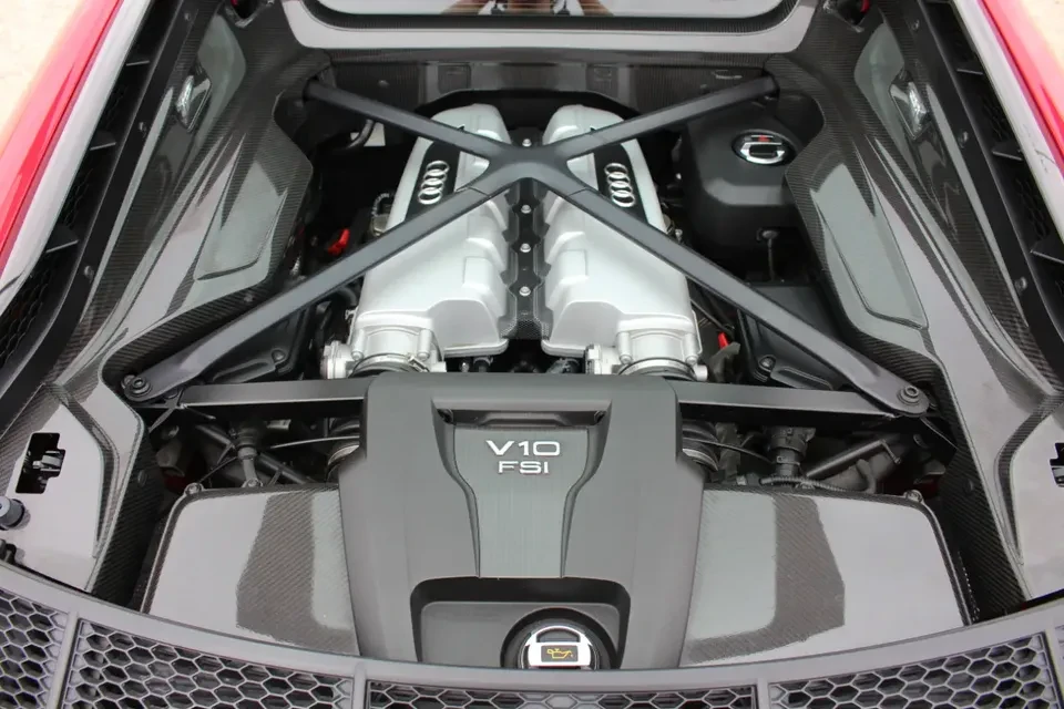 2017 Audi 4S R8 - Image 7 of 13