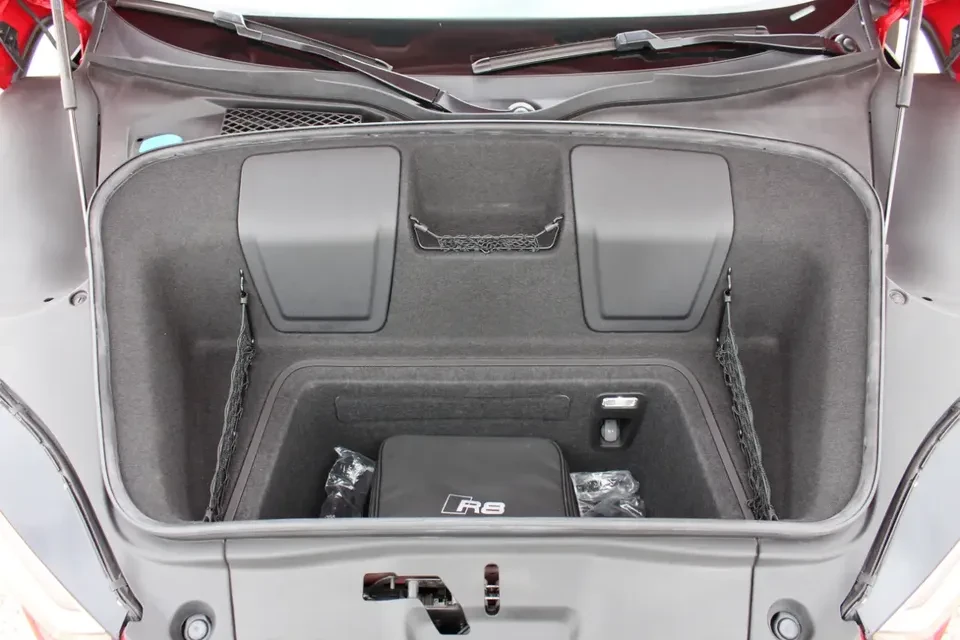 2017 Audi 4S R8 - Image 8 of 13