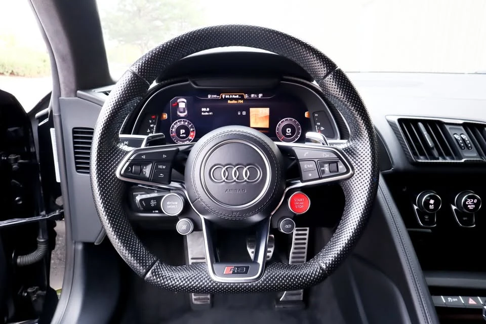 2017 Audi 4S R8 - Image 16 of 20