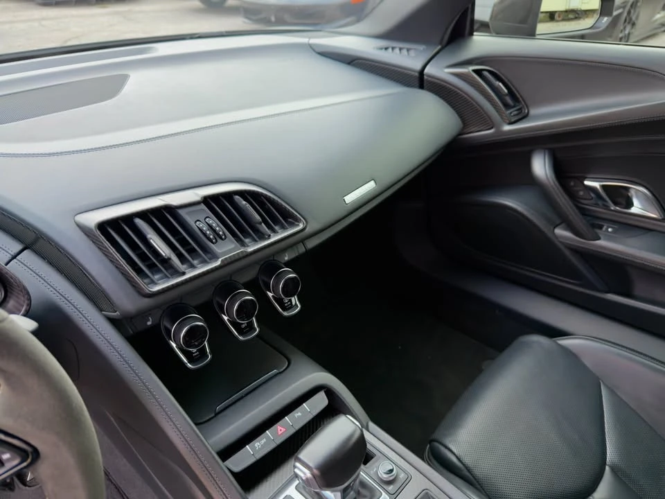 2017 Audi 4S R8 - Image 17 of 20