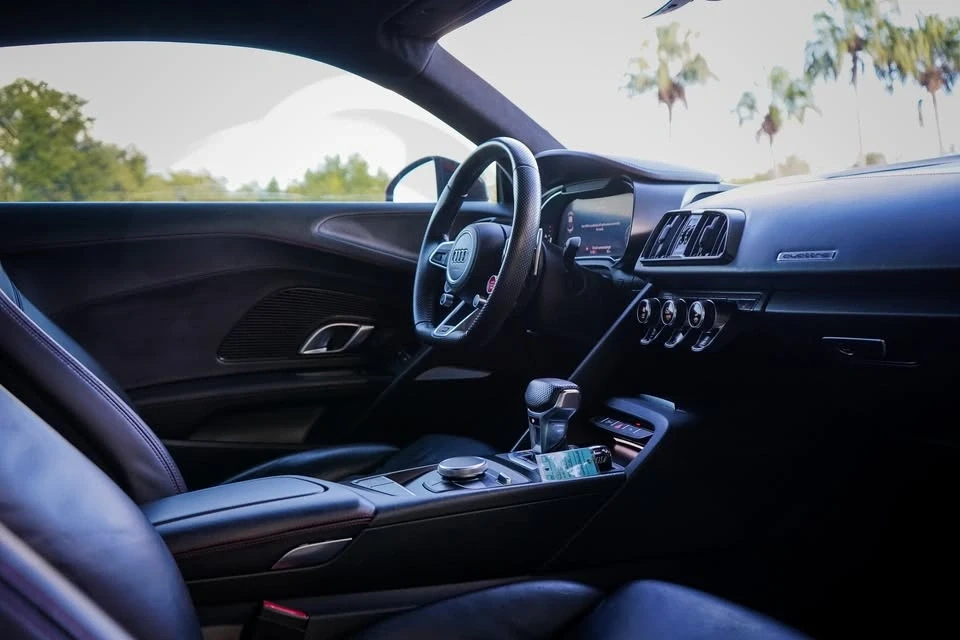 2017 Audi 4S R8 - Image 16 of 20