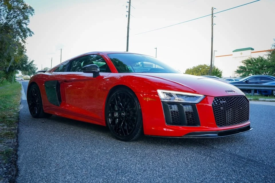 2017 Audi 4S R8 - Image 7 of 20