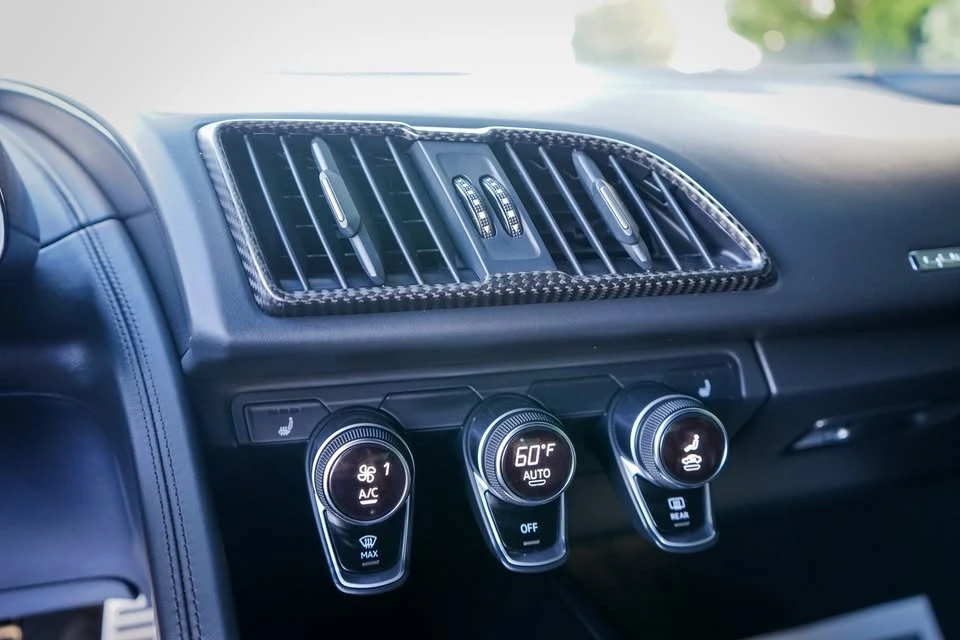 2017 Audi 4S R8 - Image 18 of 20