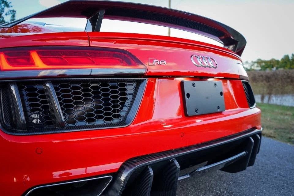 2017 Audi 4S R8 - Image 8 of 15