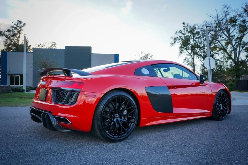 2017 Audi 4S R8 - Image 4 of 15