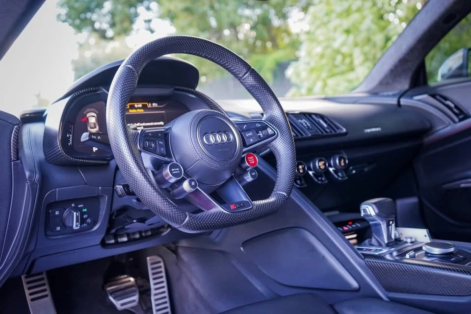 2017 Audi 4S R8 - Image 15 of 20