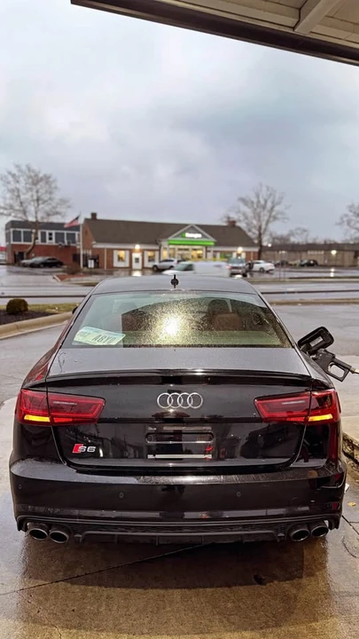 2017 Audi C7 S6 - Image 2 of 19