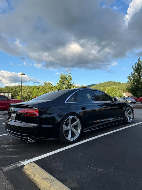 2017 Audi D4 S8 - Image 8 of 19