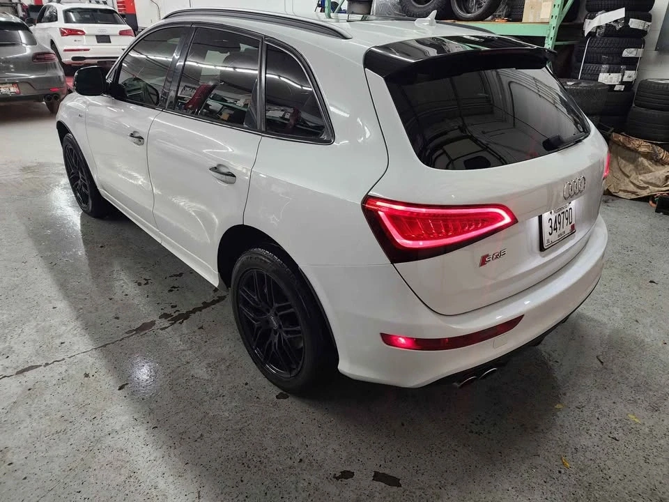 2017 Audi 8R SQ5 - Image 2 of 6