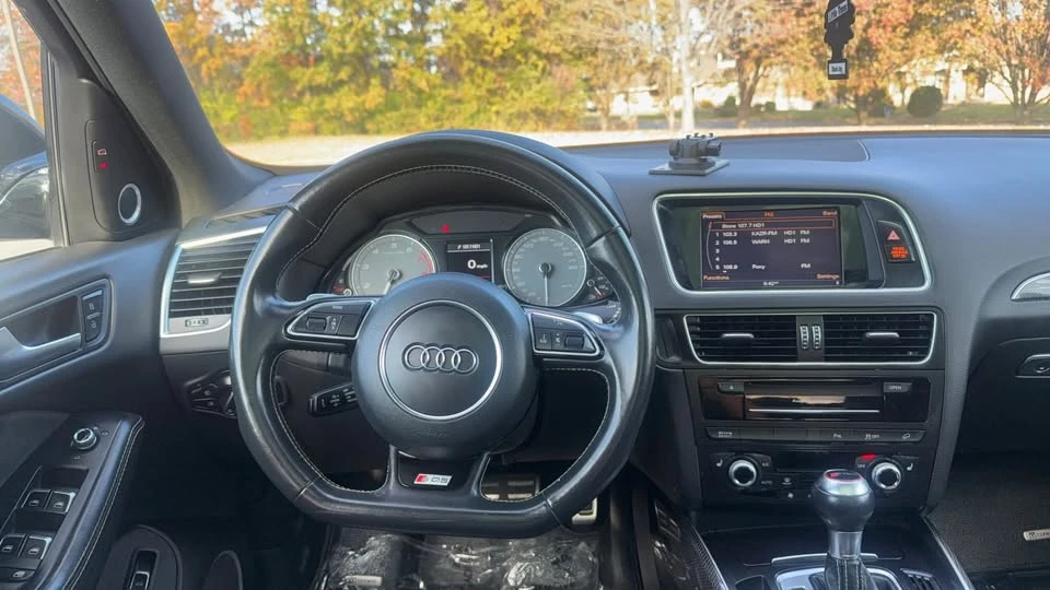 2017 Audi 8R SQ5 - Image 9 of 15